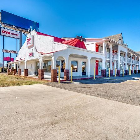 Oyo Hotel Waco University Area I-35 Luaran gambar
