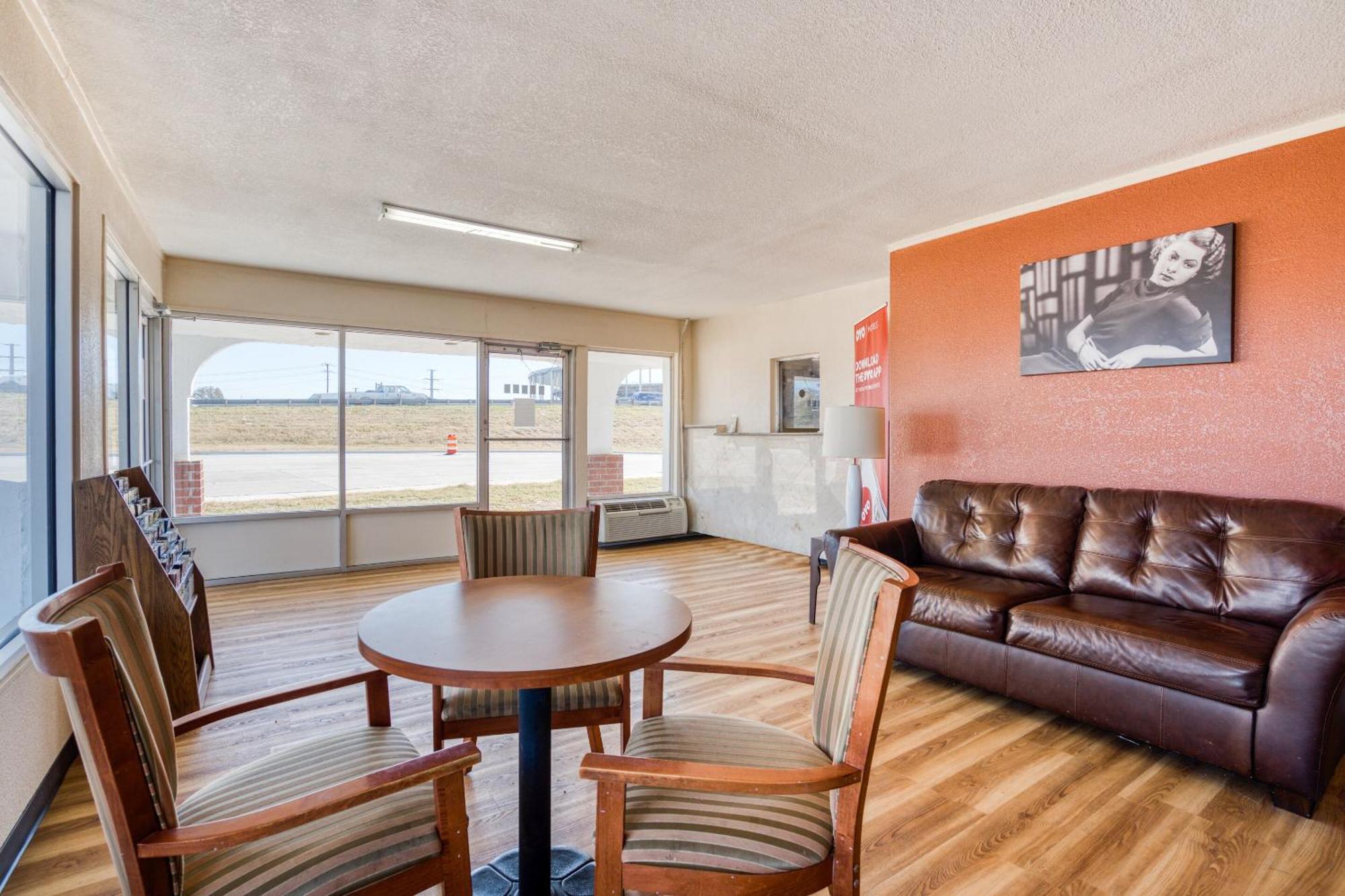 Oyo Hotel Waco University Area I-35 Luaran gambar