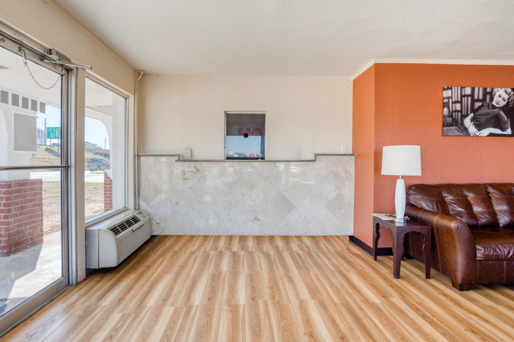 Oyo Hotel Waco University Area I-35 Luaran gambar