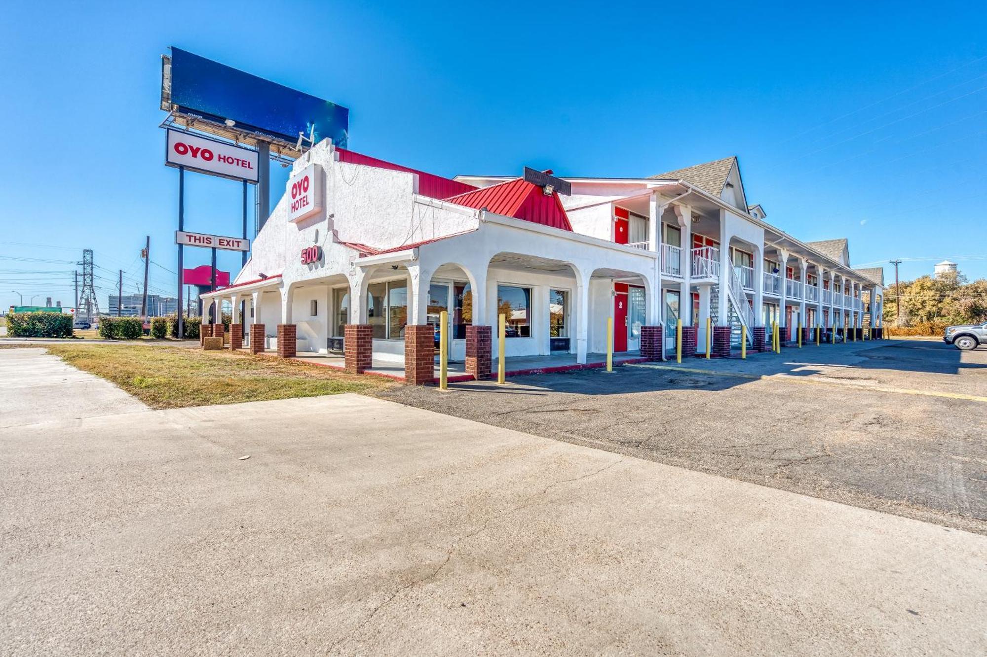 Oyo Hotel Waco University Area I-35 Luaran gambar